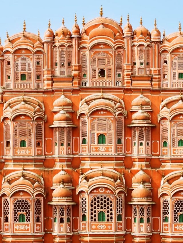 🌬️ Hawa Mahal: Jaipur’s Breezy Crown! 👑