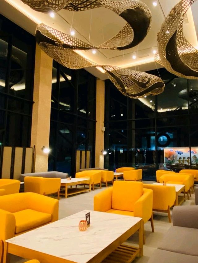 🎨 Stay in Style at ARTOTEL Batam – Where Art Meets Comfort! 🛏️✨