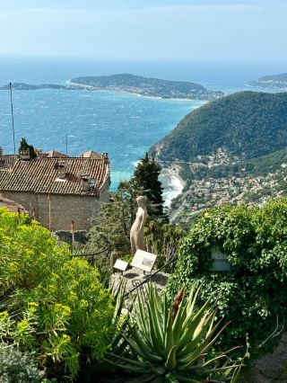 South of France in Late March to Early April: The Perfect Time to Visit 🌞
