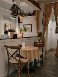 Sweet Layers & Floral Sips at lovely cafe