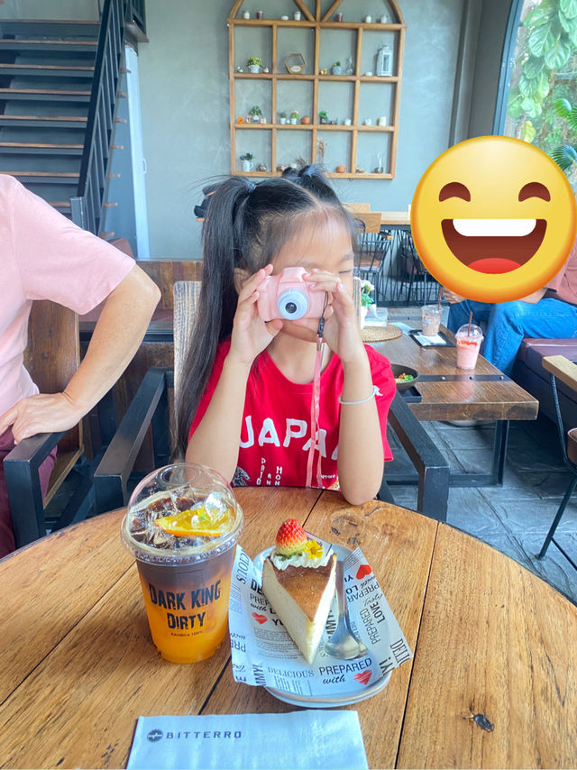 นั่งชิวค่าเฟ่วัดด่านสำโรง