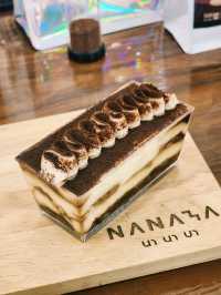 Nanaba Cafe - ตกแต่งสไตล์มินิมอล
