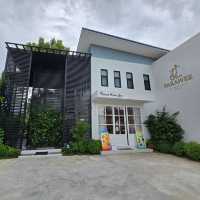 โรงแรมปารวี บูทีค เชียงราย 🏪