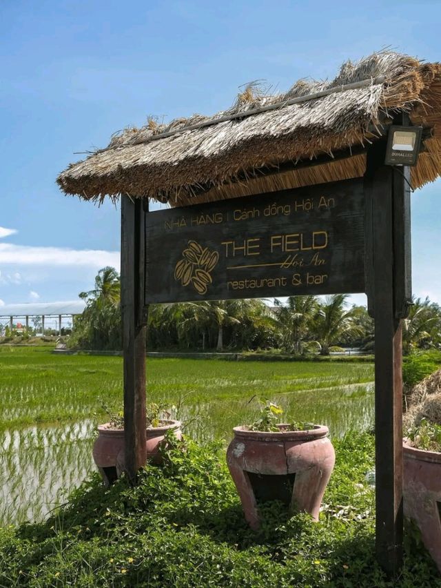 The Field Restaurant & Bar