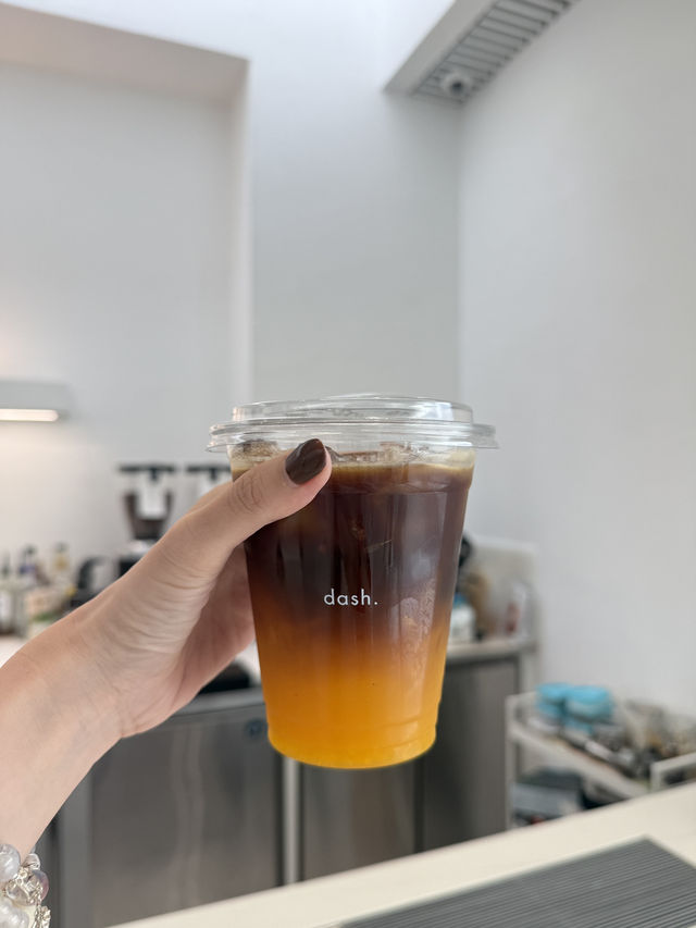 dash.space – คาเฟ่และบาร์สุดมินิมอล