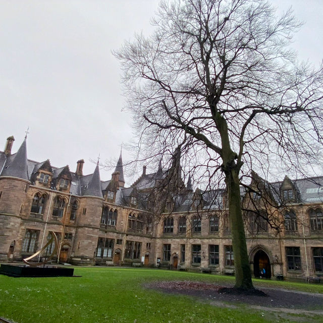 🏴󠁧󠁢󠁳󠁣󠁴󠁿グラスゴーに来たら必ず寄るべき‼️グラスゴー大学🎓