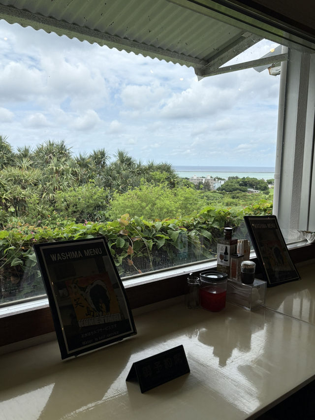 【久米島】海が見える絶品ラーメン！笑島の車海老ラーメンは絶対食べて🍜🦐