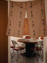 全台首家廣式雞煲｜黃大隆廣式雞煲