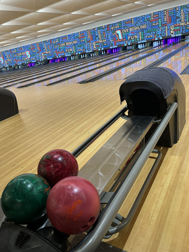 新開啟德保齡球館Top Bowl