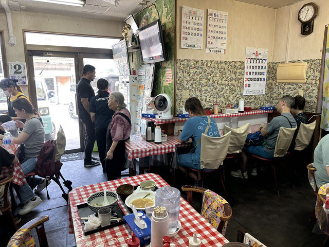 【高良食堂｜那覇市若狭】 朝からがっつり食べられる！地元に愛されるボリューム満点の老舗食堂