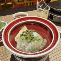 Shanghai dine in Hanfu with performances