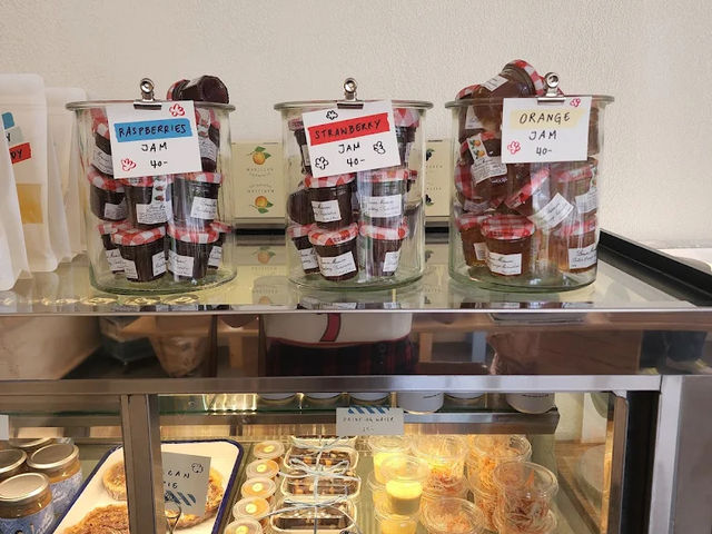 💛🍞 Round n Round – คาเฟ่น่ารัก ขนมปังโฮมเมด🥐🥖🍞
