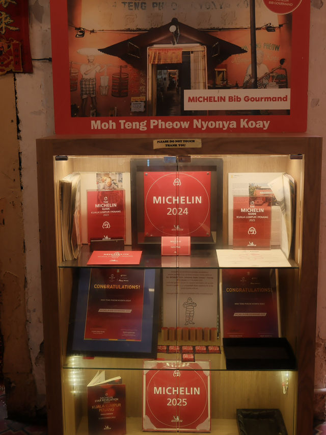檳城🇲🇾米芝蓮必比登美食推薦\\莫定標娘惹糕// Moh Teng Pheow Nyonya Koay~傳統娘惹糕點！
