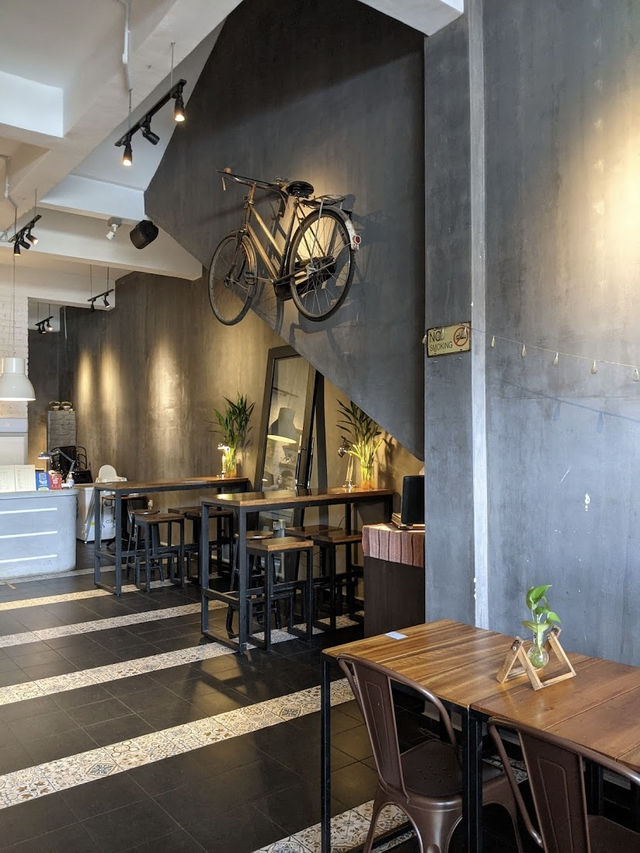 The Old Mark Cafe , A Delightful Dessert Haven in Malacca