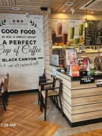 ☕ Black Canyon – ปั๊ม ปตท. บายพาสชลบุรี 