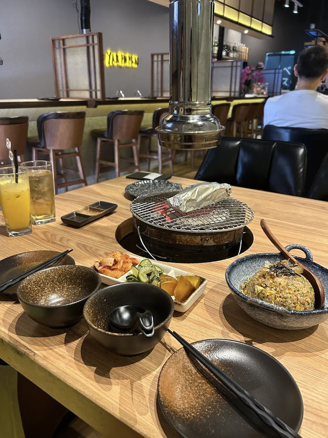 BESUTO YAKINIKU, Charcoal-Grilled Excellence with a Modern Touch
