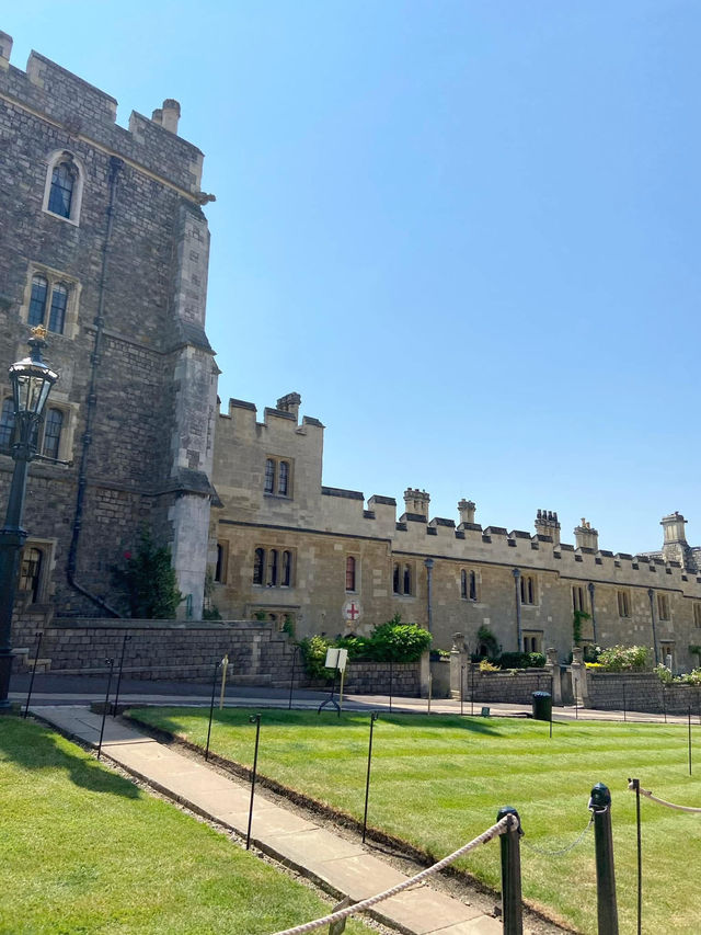 900年以上の歴史が息づく、イギリスの象徴的な城⛪ #WindsorCastle #歴史探訪