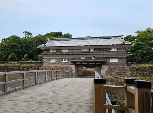 漫步金澤城到尾山神社〔鼠多門〕的歷史散策之門 🚪⛩️