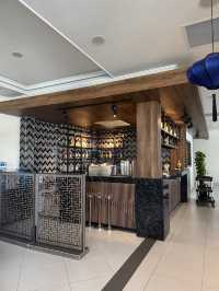 Dining with a View: Huong Bien's Seaside Charm