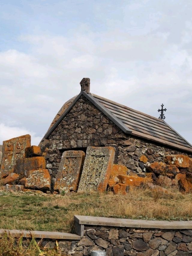 セヴァンの隠れた絶景スポット⛪️「Saint Sargis Church」