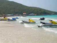 🌊 : Tawaen Beach หาดตาแหวน เกาะล้าน ชลบุรี