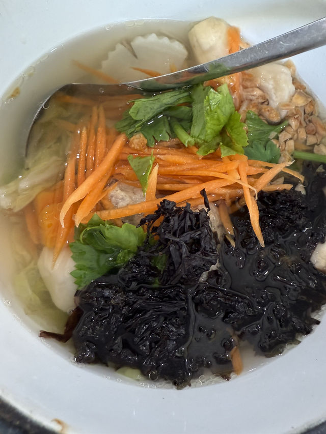 ล่องแก่งสตูล ภูต้นน้ำ ติดแอร์อาหารอร่อยน้ำแข็งฟรี