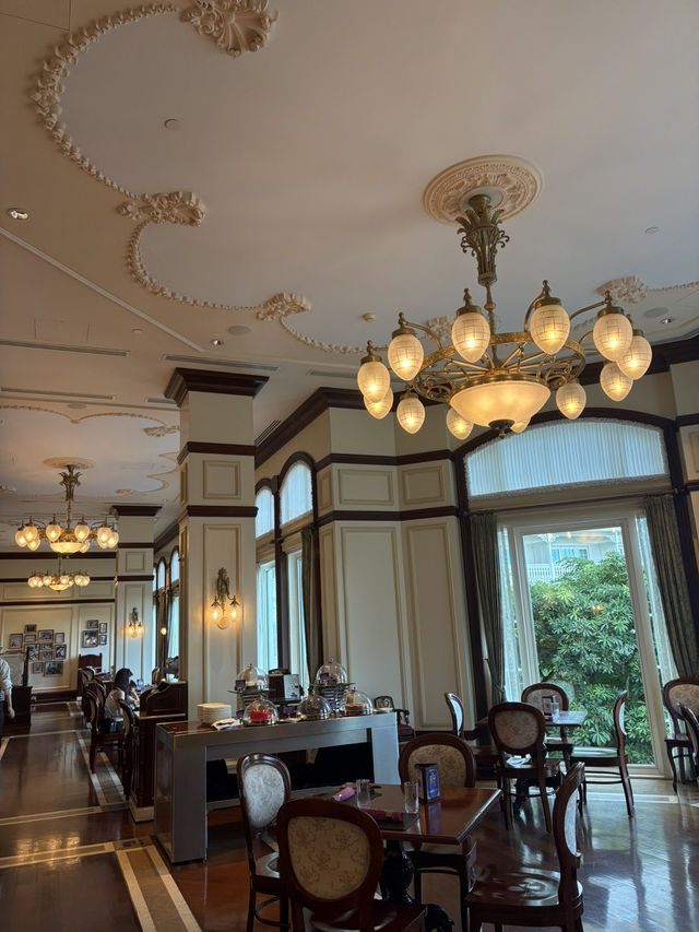 Walt’s Cafe Semi-Buffet Lunch at Hong Kong Disneyland Hotel