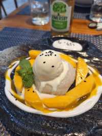 De’Sands Diaries: Santorini Vibes for Eat, Exhale, Enjoy!