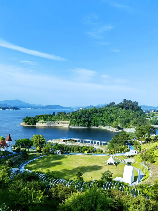 🏞️ ทะเลสาบพันเกาะแห่งหางโจว