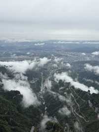 Nature and Wonder: Phenomenal Sea of Clouds at Tianmen Mountain and the Grandeur of 72 Qilou
