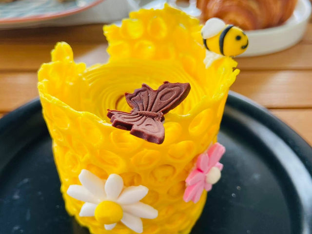 Miss T Cafe & Restaurant