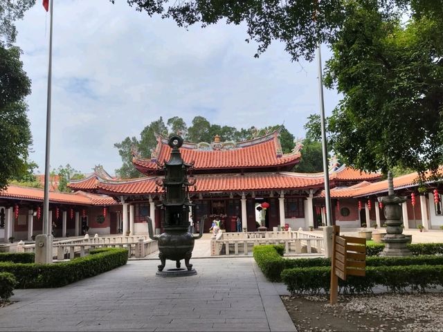 “Chengtian Zen Temple: Quanzhou’s Thousand‑Year Garden of Zen Silence”