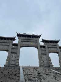 Serenity at Xiangshan Temple, Henan
