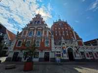 Discovering the Historic and Vibrant Streets of Riga