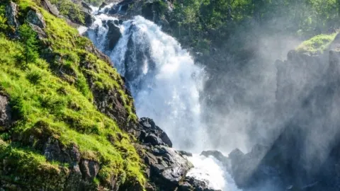 🇳🇴 Điểm nổi bật gần Otta, thác Latefossen — traveler post in Odda