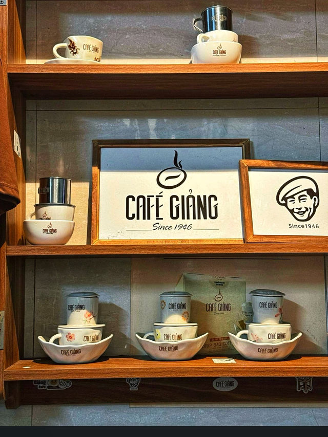 ต้นกำเนิดกาแฟไข่ที่ต้องมาลองสักครั้ง! “Café Giảng