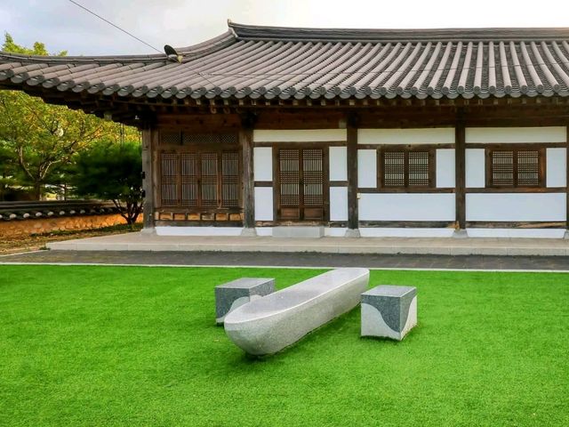 Gyeongju Gyochon Traditional Village: A Glimpse of Old Korea