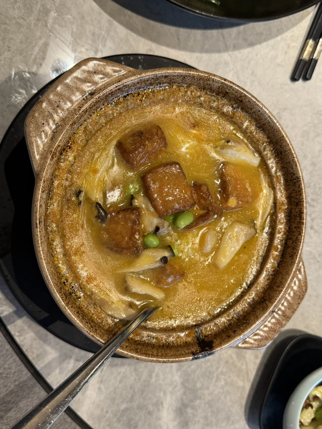 台中享鴨食記:王品集團下的烤鴨藝術 台中享鴨食記:王品集團下的烤鴨藝術