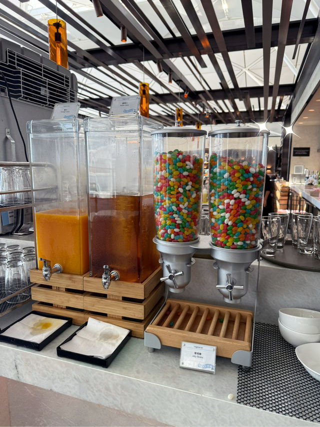 The centurion lounge, HKG The centurion lounge, HKG