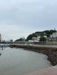 🏝️ 香港南丫島一日遊：從榕樹灣到索罟灣的海風與海鮮之旅！🌊✨
