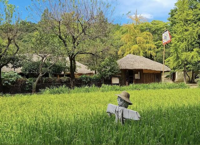 🏯 Korean Folk Village – A Journey Back to the Joseon Era