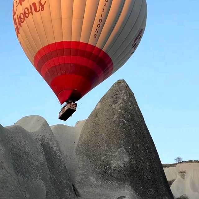 卡帕多奇亞熱氣球之旅:在晨曦中飛越外星地貌 卡帕多奇亞熱氣球之旅:在晨曦中飛越外星地貌