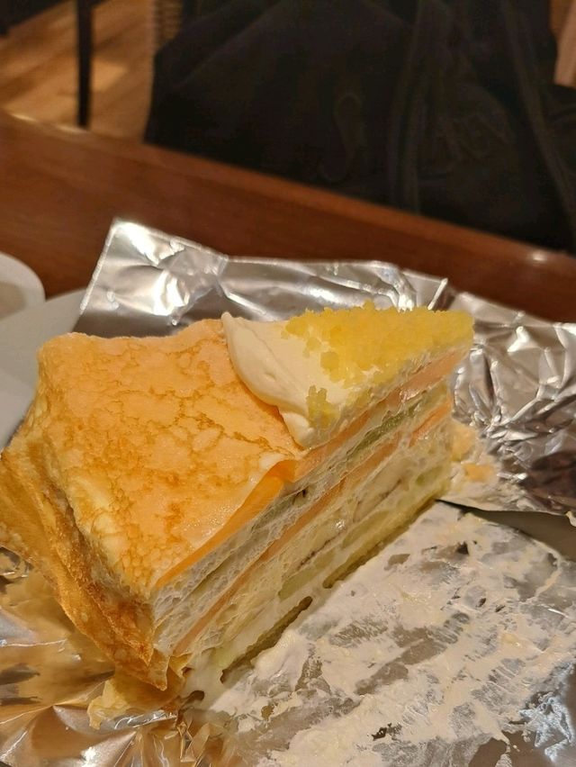 🍰 HARBS Cafe ขนมเค้กสุดหรูรสชาติโดนใจ!