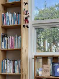 항상 똑같은 여행이 지겹다면? 책과 함께하는 북스테이 추천!