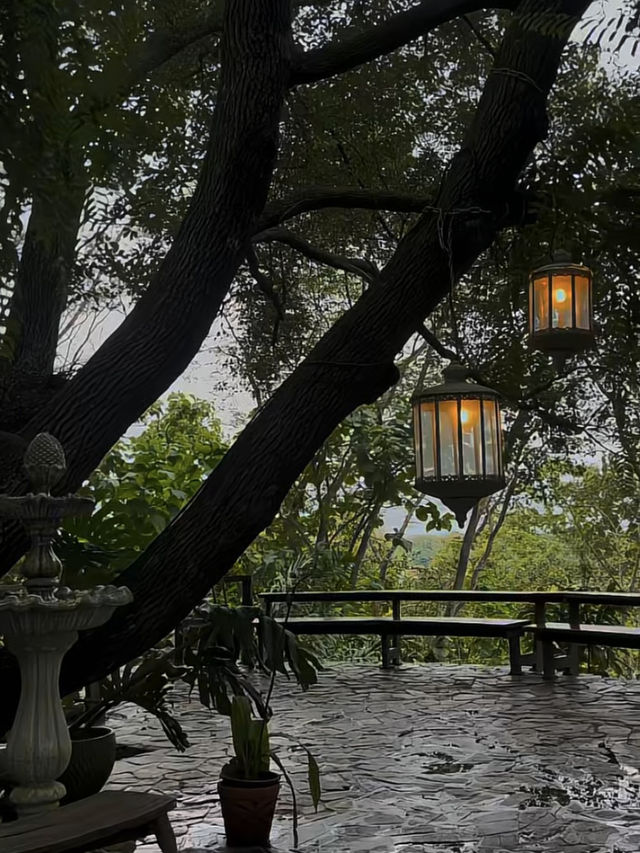 อควาเทล คาเฟ่ เชียงราย ใกล้สนามบิน