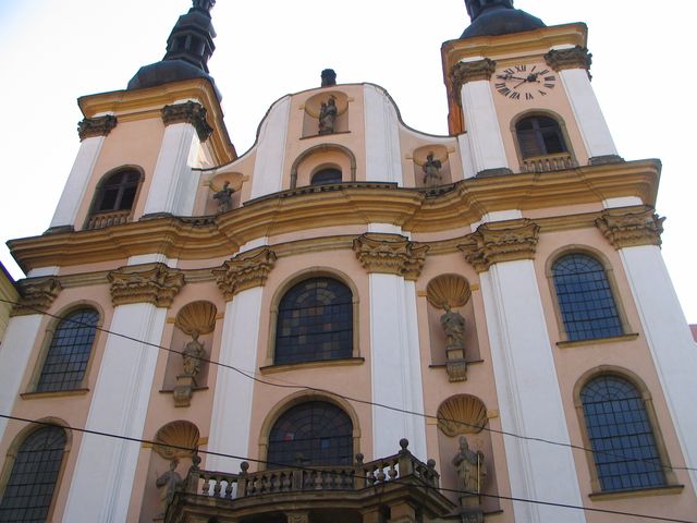Olomouc’s UNESCO Gem Shines in Moravian Splendor 🏛️✨