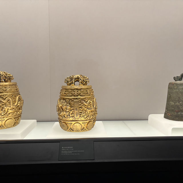 穿越八千年文物展新體驗 【上海看展天花板!免費逛中國文物半壁江山】🏛️✨ 穿越八千年文物展新體驗 【上海看展天花板!免費逛中國文物半壁江山】🏛️✨