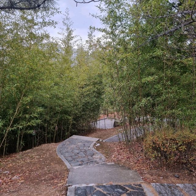 수원에서 볼 수 있는 광동식 전통 공원, 월화원 수원에서 볼 수 있는 광동식 전통 공원, 월화원