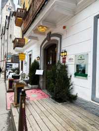 Lakeside Dining🍽️  