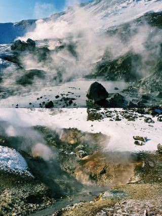 Reykjadalur, a hiking destination with natural hot springs 😊